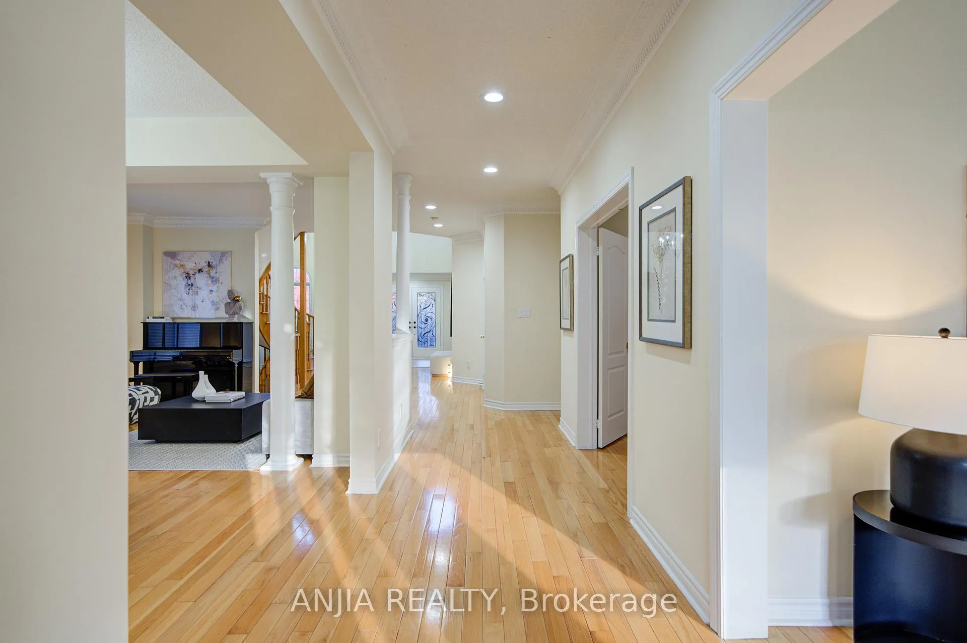 Photo 12 of 54 Rouge Bank Drive, Markham, Legacy — HOMEH