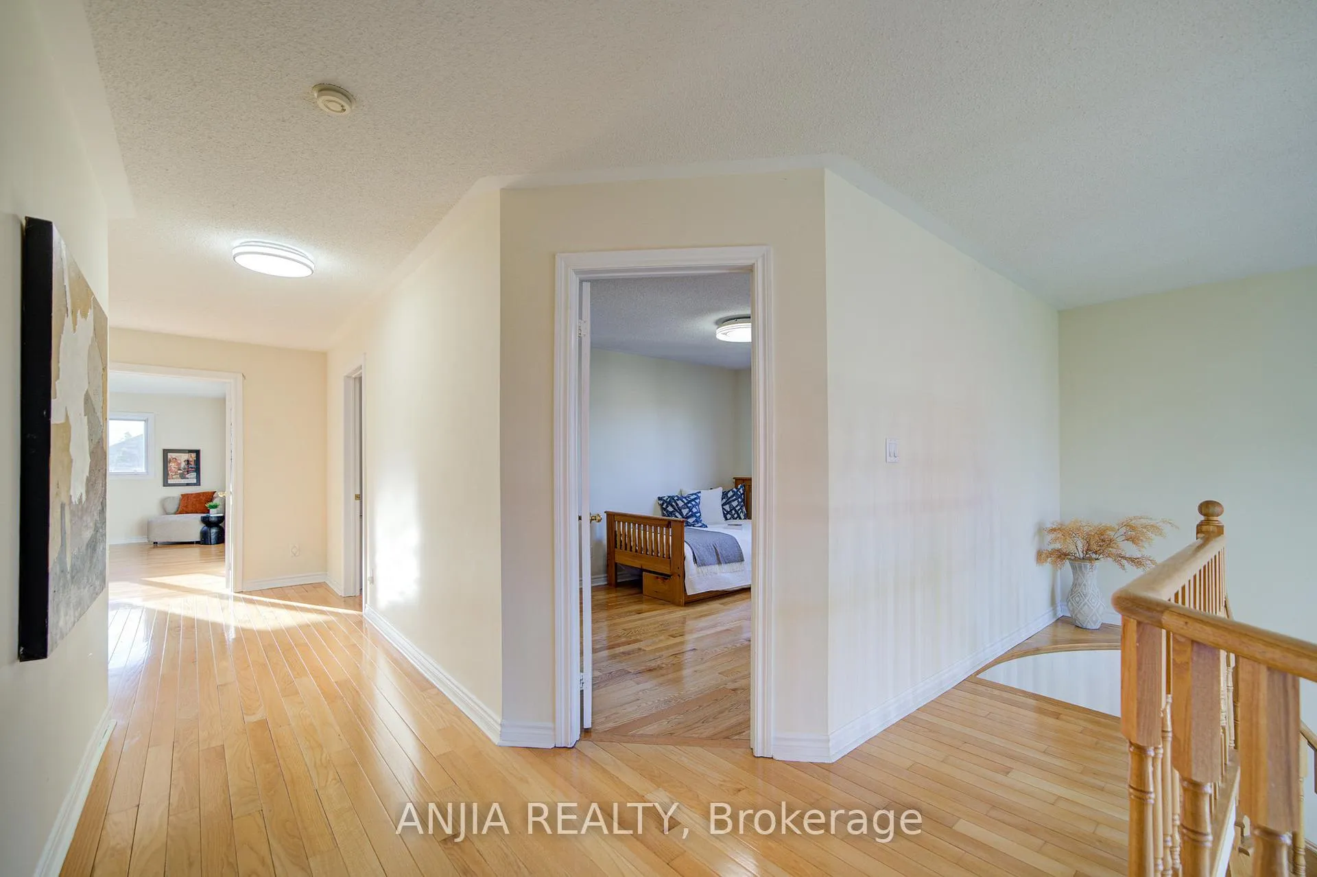 Photo 36 of 54 Rouge Bank Drive, Markham, Legacy — HOMEH