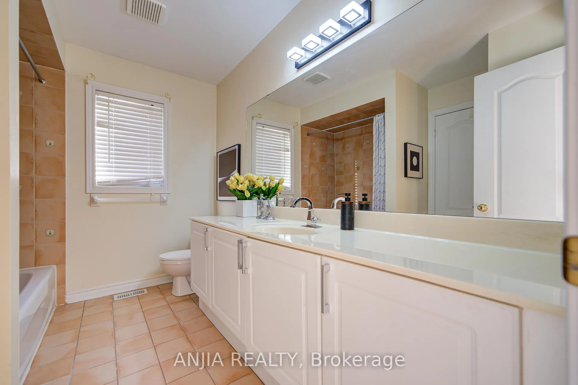 Photo 47 of 54 Rouge Bank Drive, Markham, Legacy — HOMEH