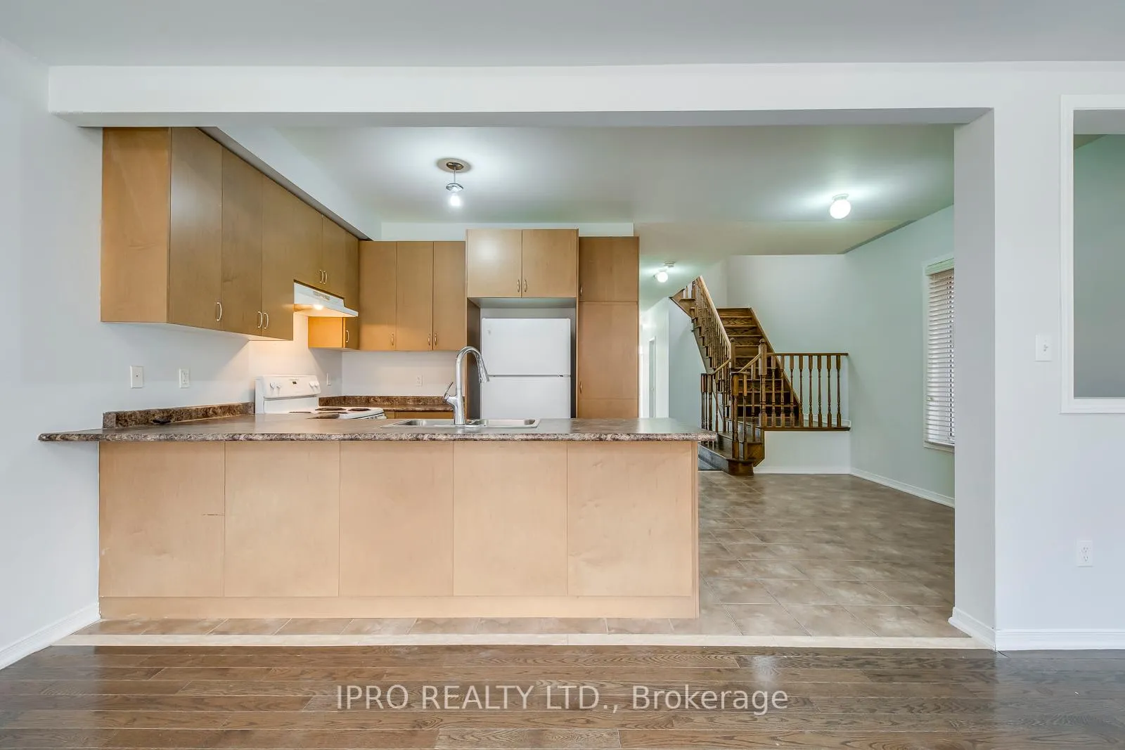 Photo 10 of 88 Templehill Road, Brampton, Sandringham-Wellington — HOMEH