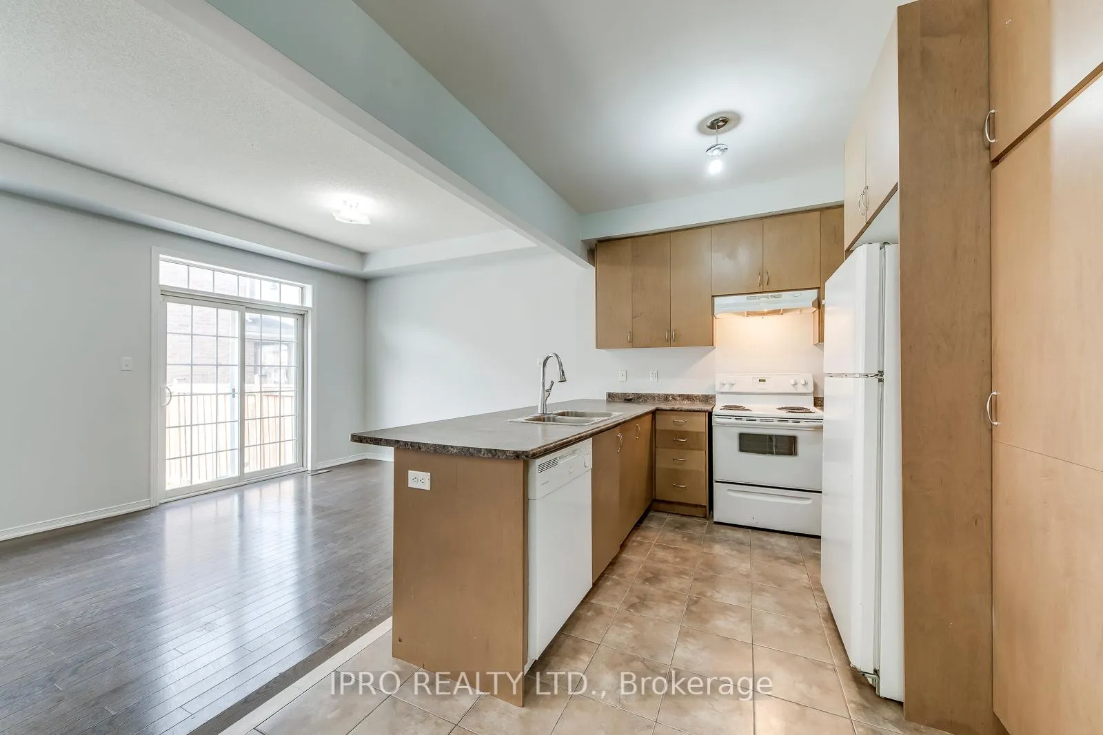 Photo 15 of 88 Templehill Road, Brampton, Sandringham-Wellington — HOMEH