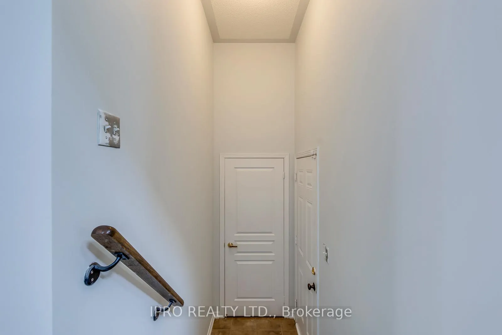Photo 22 of 88 Templehill Road, Brampton, Sandringham-Wellington — HOMEH
