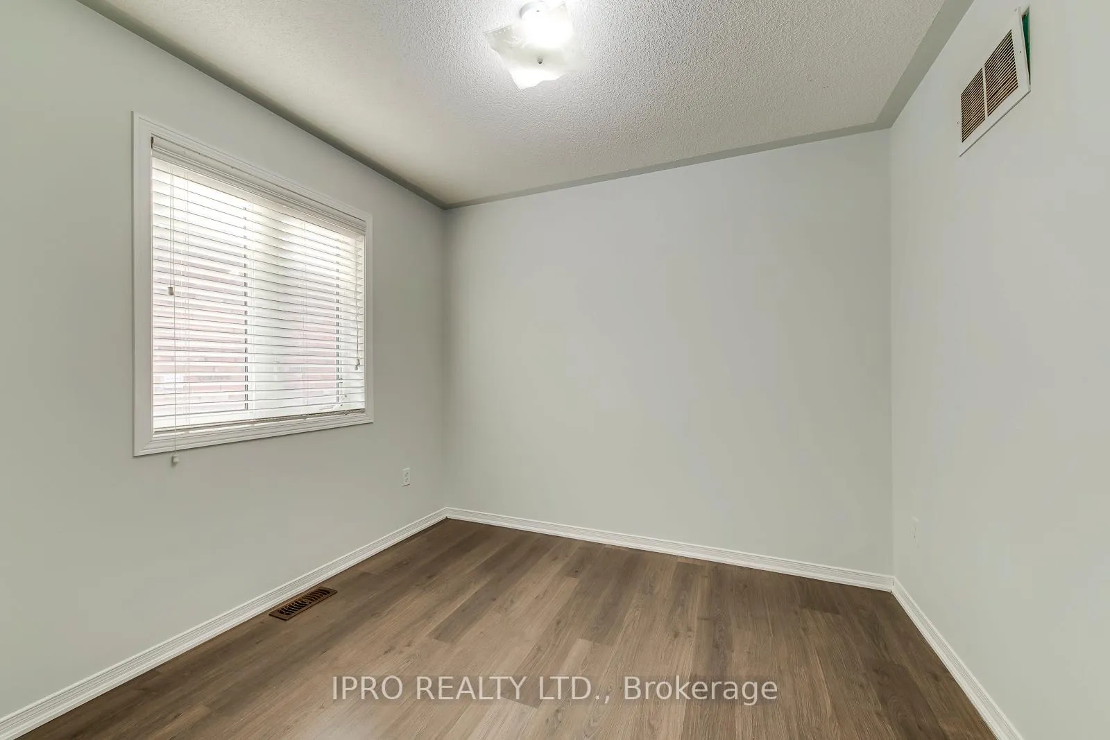 Photo 39 of 88 Templehill Road, Brampton, Sandringham-Wellington — HOMEH