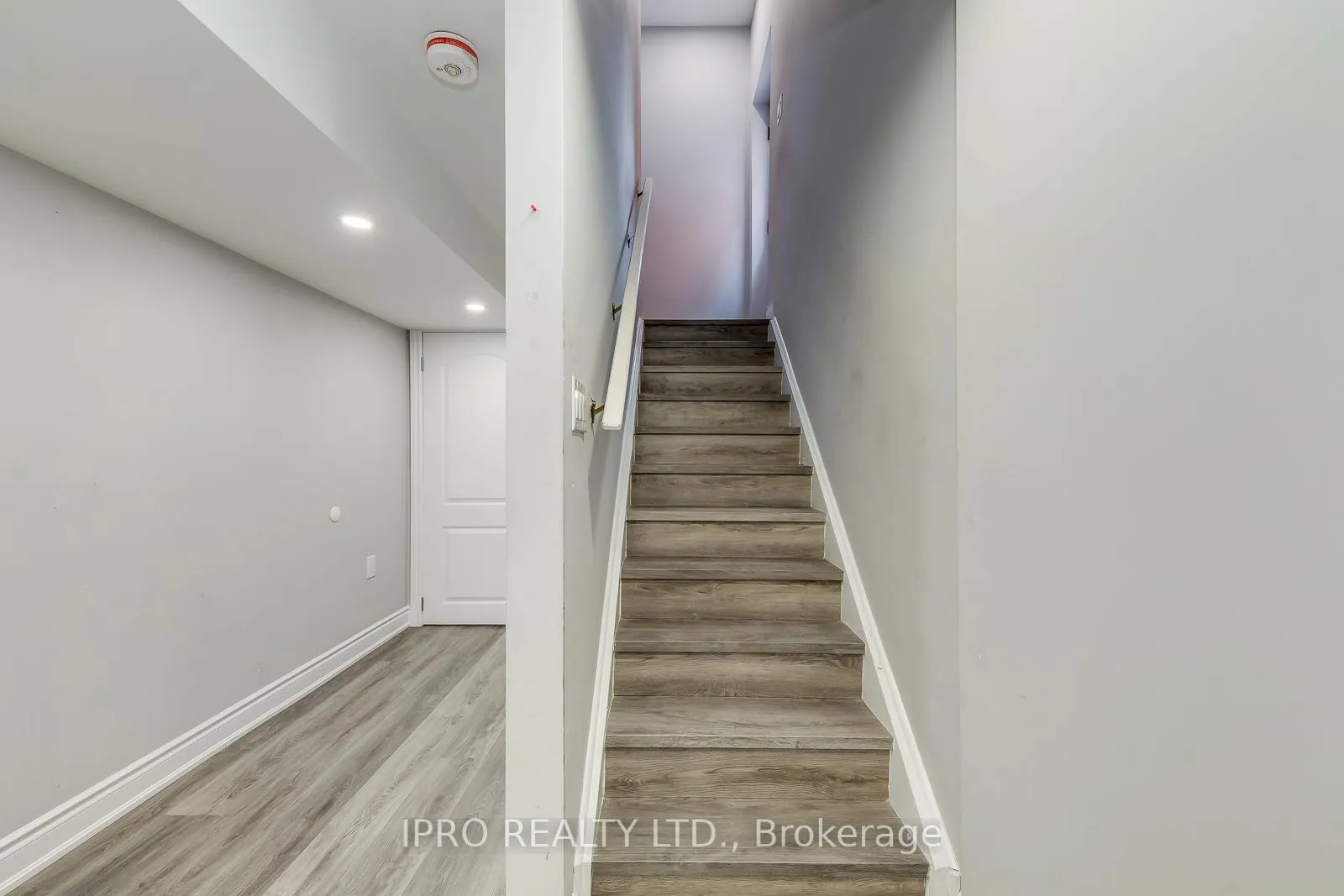 Photo 41 of 88 Templehill Road, Brampton, Sandringham-Wellington — HOMEH