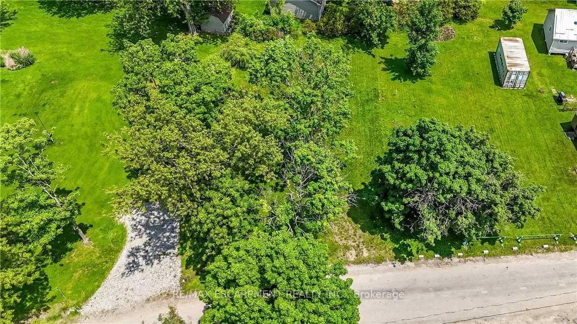 Photo 8 of 41 Lakeside Drive, Haldimand, Nanticoke — HOMEH