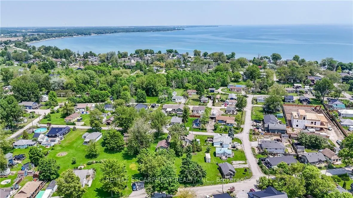 Photo 10 of 41 Lakeside Drive, Haldimand, Nanticoke — HOMEH