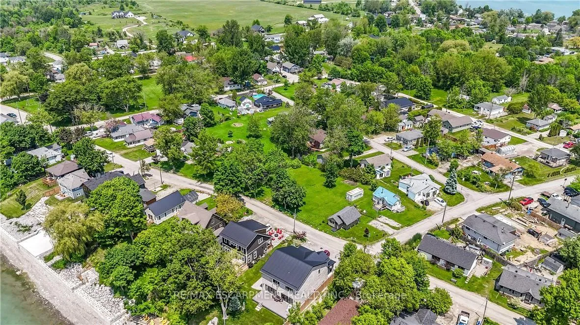 Photo 11 of 41 Lakeside Drive, Haldimand, Nanticoke — HOMEH