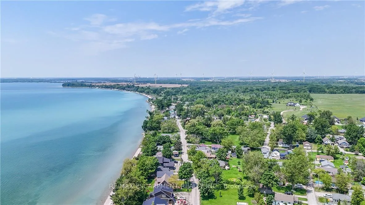 Photo 13 of 41 Lakeside Drive, Haldimand, Nanticoke — HOMEH