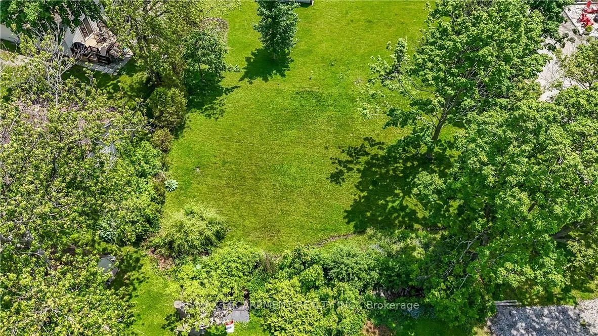 Photo 24 of 41 Lakeside Drive, Haldimand, Nanticoke — HOMEH