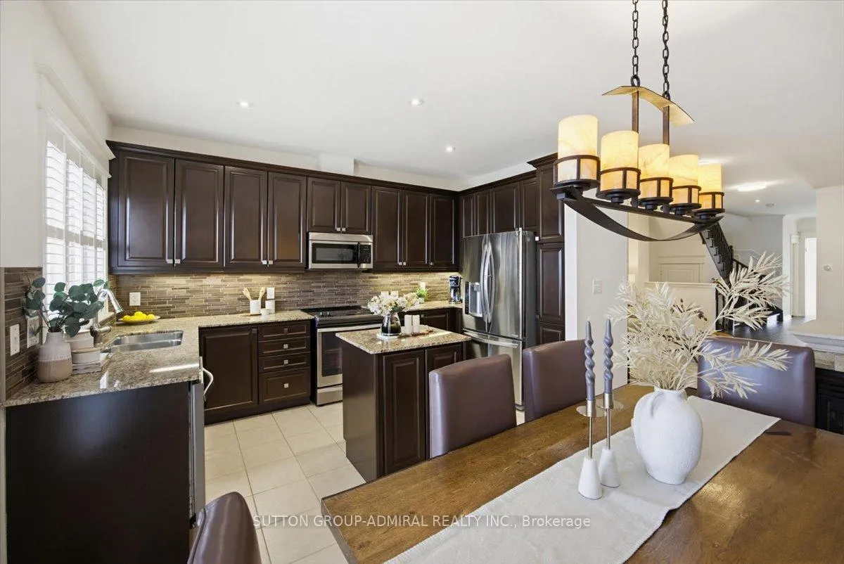 Photo 14 of 68 Southvale Drive, Vaughan, Patterson — HOMEH