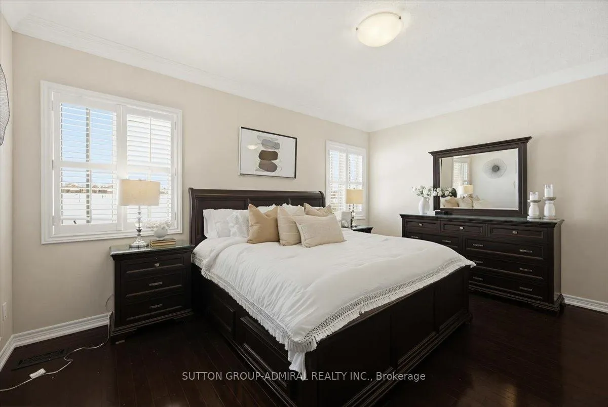 Photo 23 of 68 Southvale Drive, Vaughan, Patterson — HOMEH