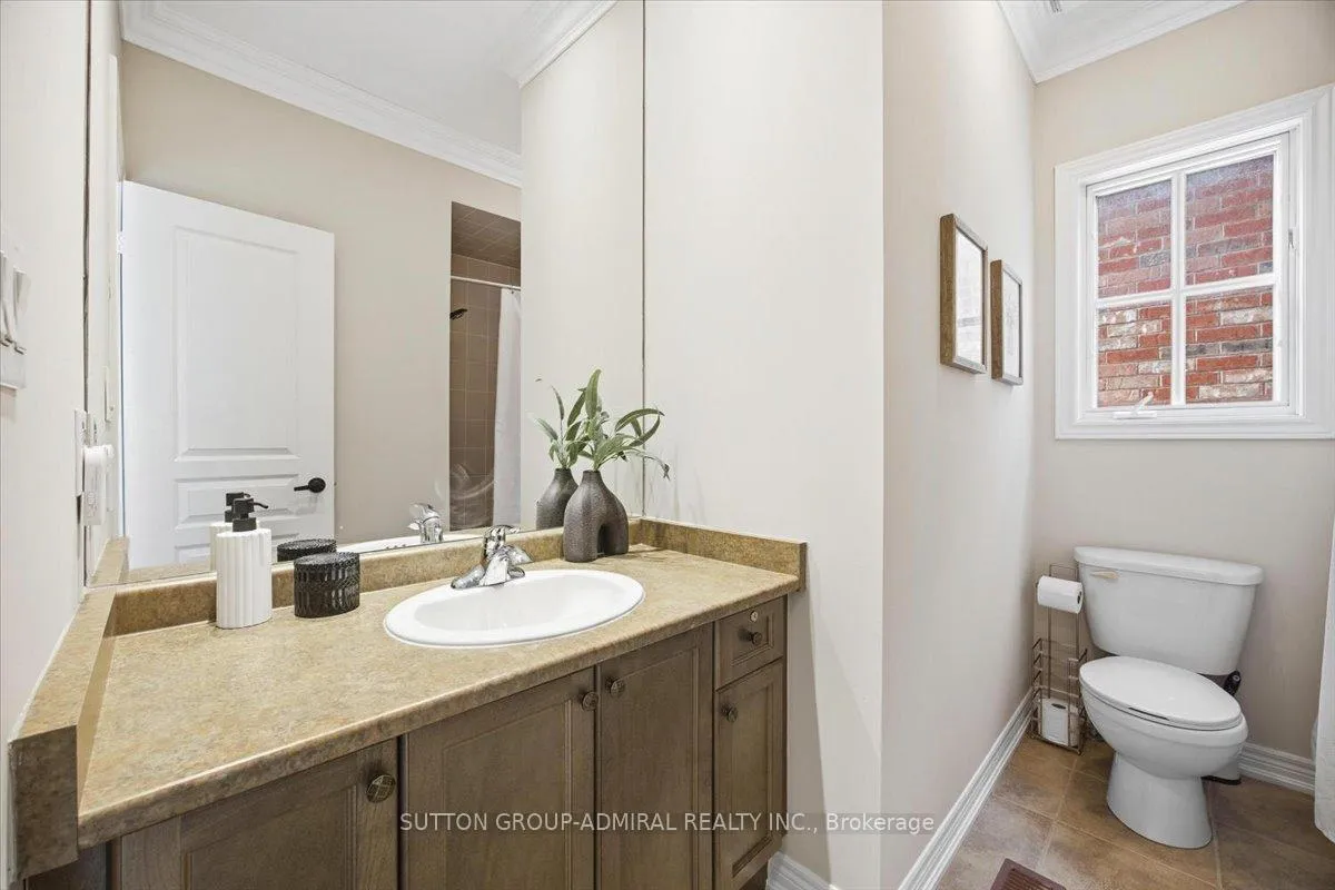 Photo 29 of 68 Southvale Drive, Vaughan, Patterson — HOMEH