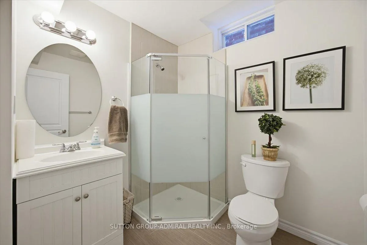 Photo 38 of 68 Southvale Drive, Vaughan, Patterson — HOMEH