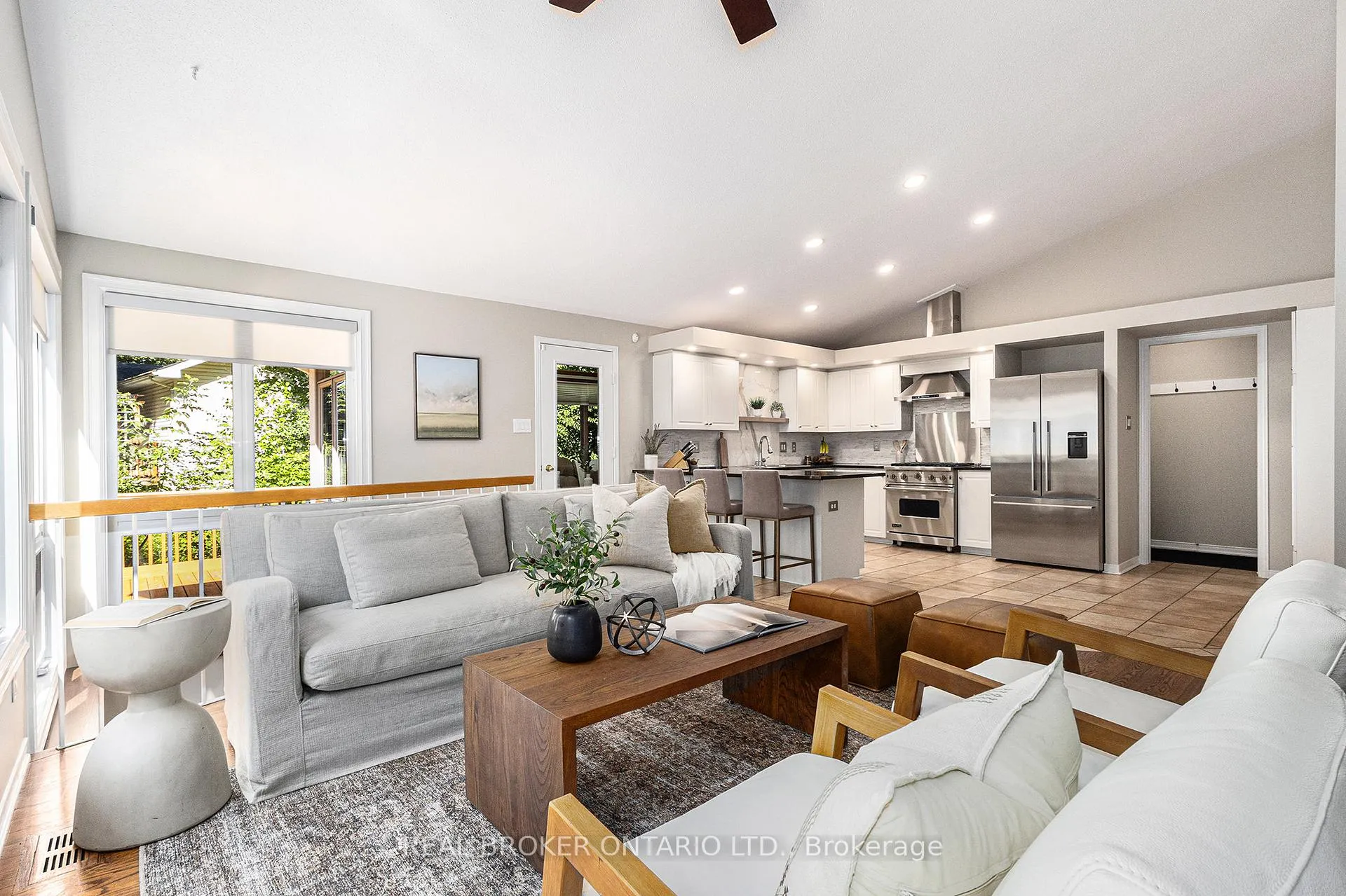 Photo 7 of 3617 Delson Drive, Ottawa, Navan — HOMEH
