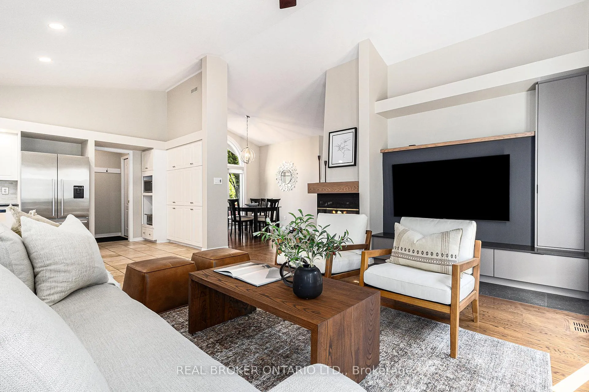 Photo 8 of 3617 Delson Drive, Ottawa, Navan — HOMEH
