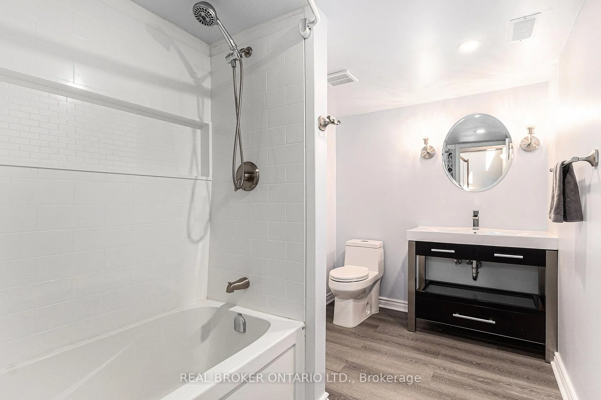 Photo 24 of 3617 Delson Drive, Ottawa, Navan — HOMEH