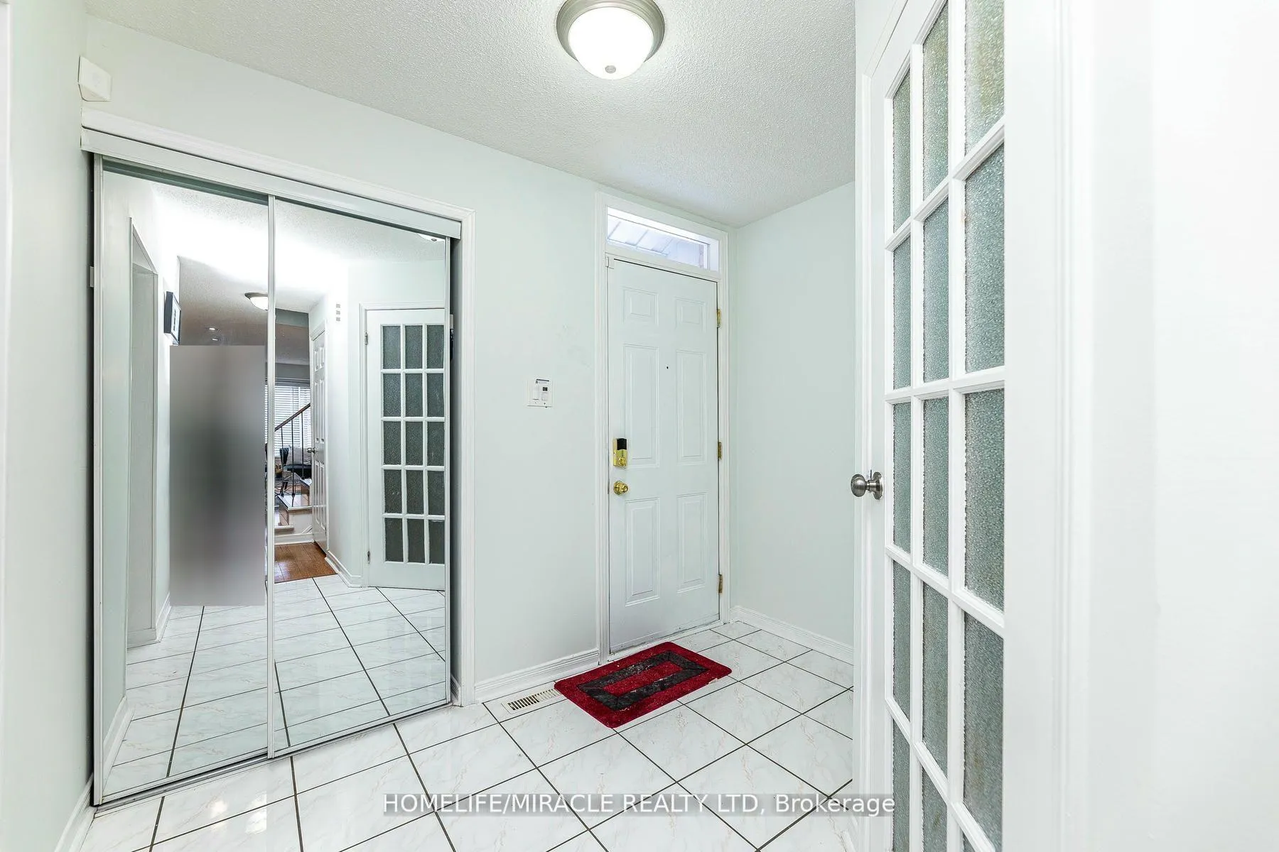 Photo 4 of 5 Nemo Crescent N, Brampton, Westgate — HOMEH