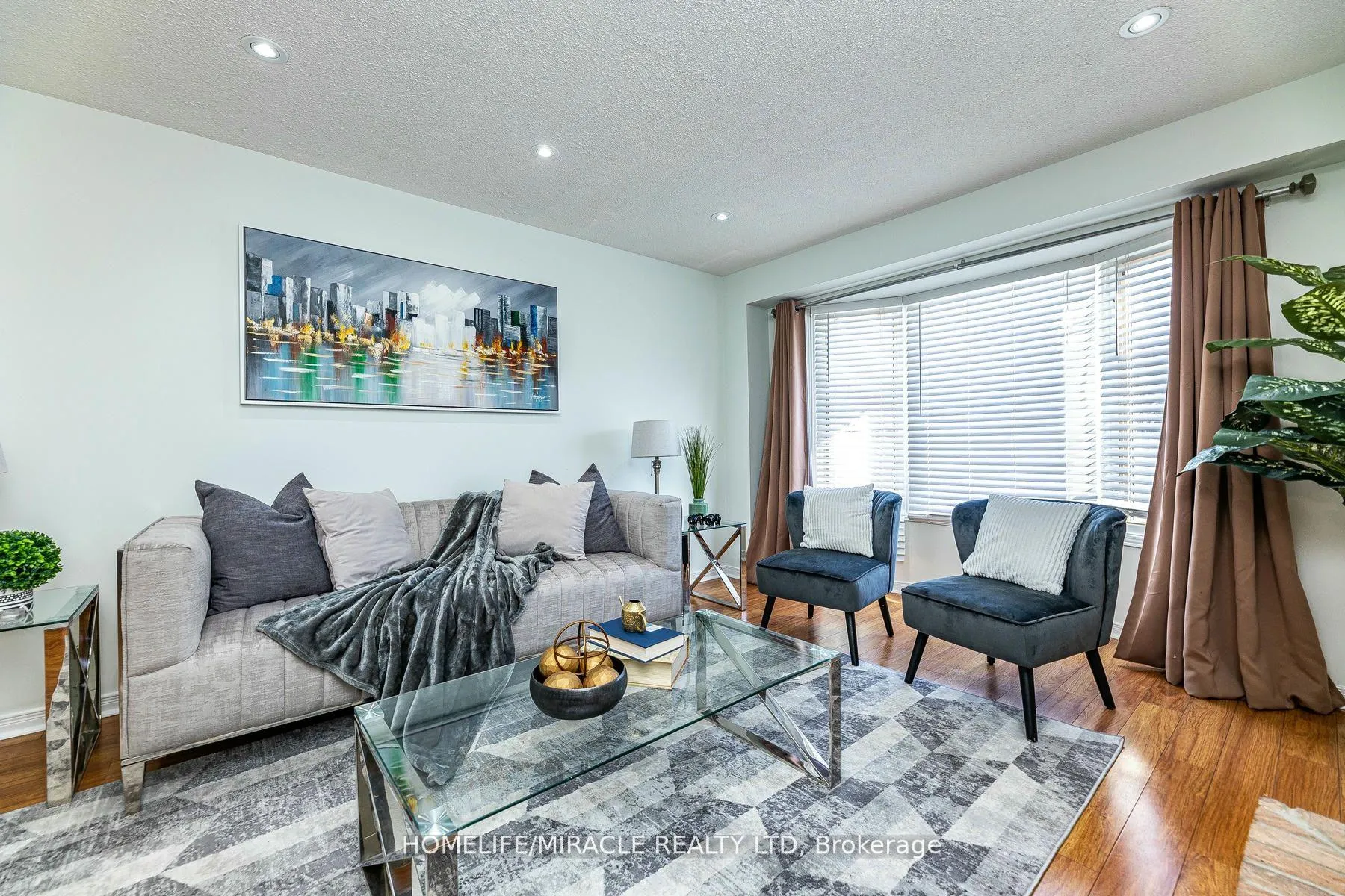 Photo 18 of 5 Nemo Crescent N, Brampton, Westgate — HOMEH