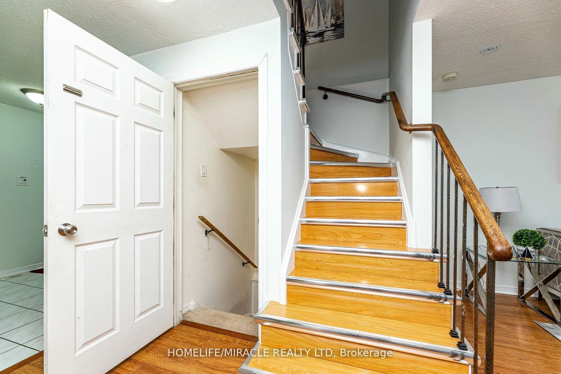 Photo 21 of 5 Nemo Crescent N, Brampton, Westgate — HOMEH