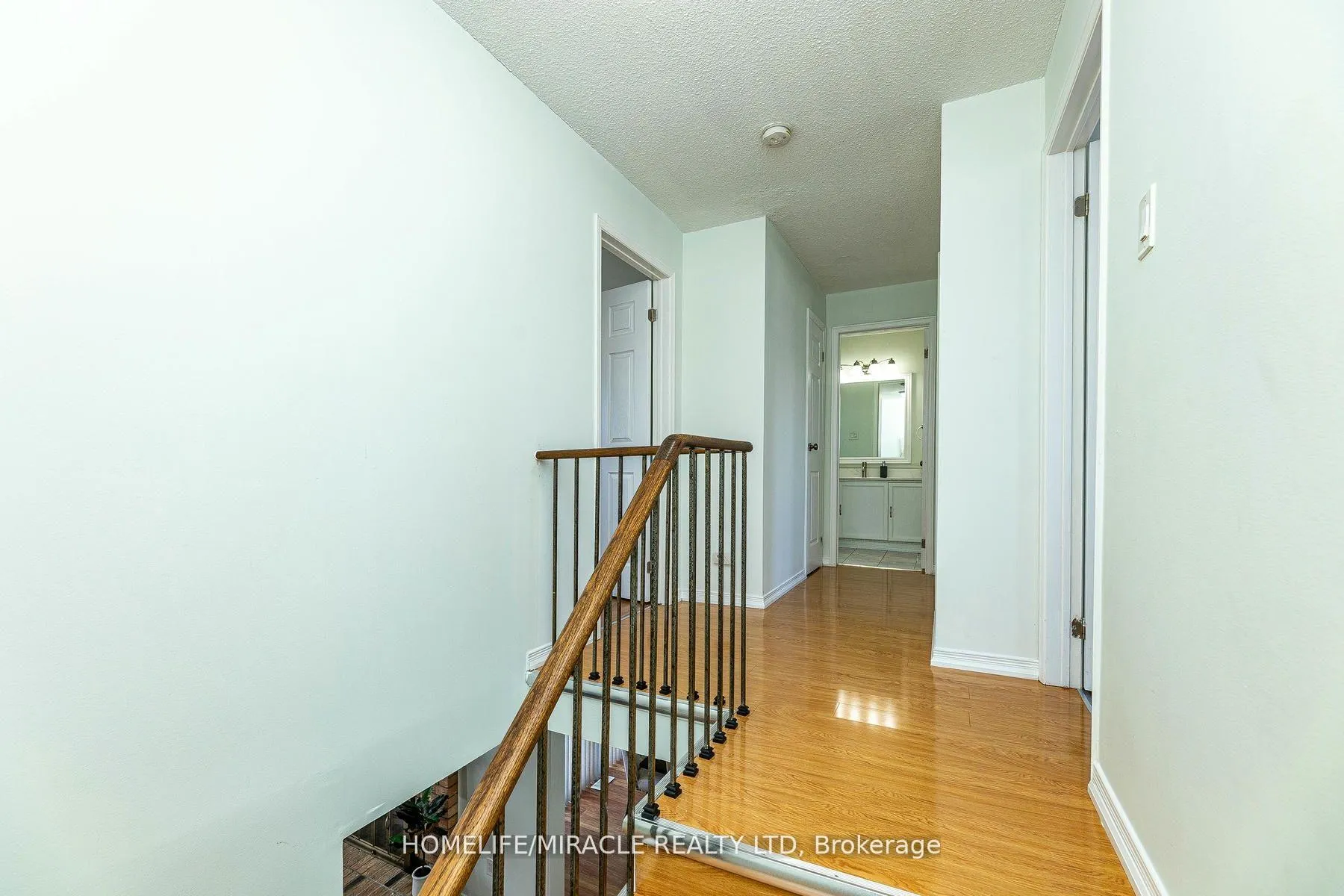 Photo 22 of 5 Nemo Crescent N, Brampton, Westgate — HOMEH