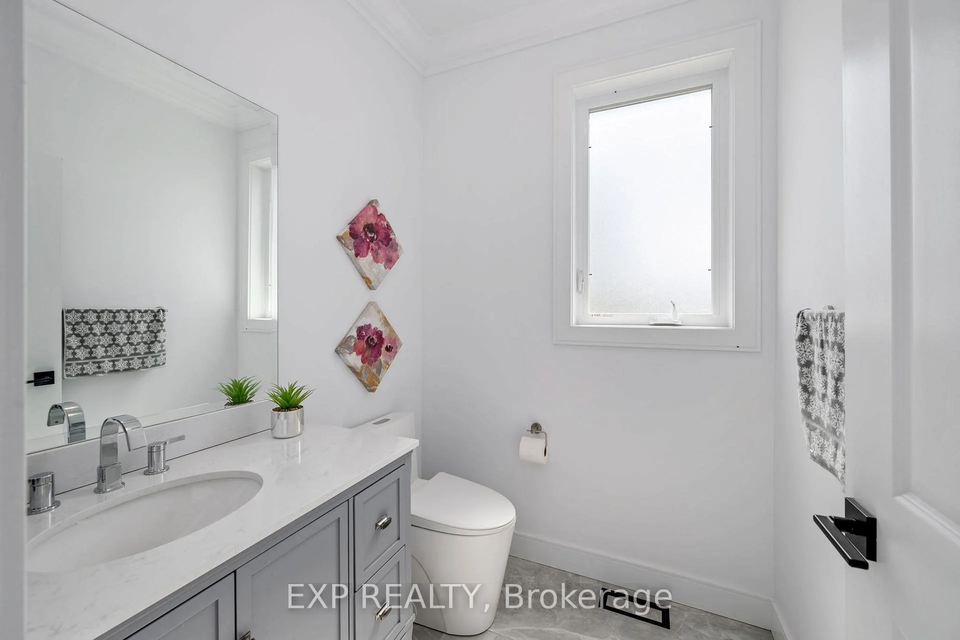 Photo 15 of 191 Queen Street, Middlesex Centre, Komoka — HOMEH