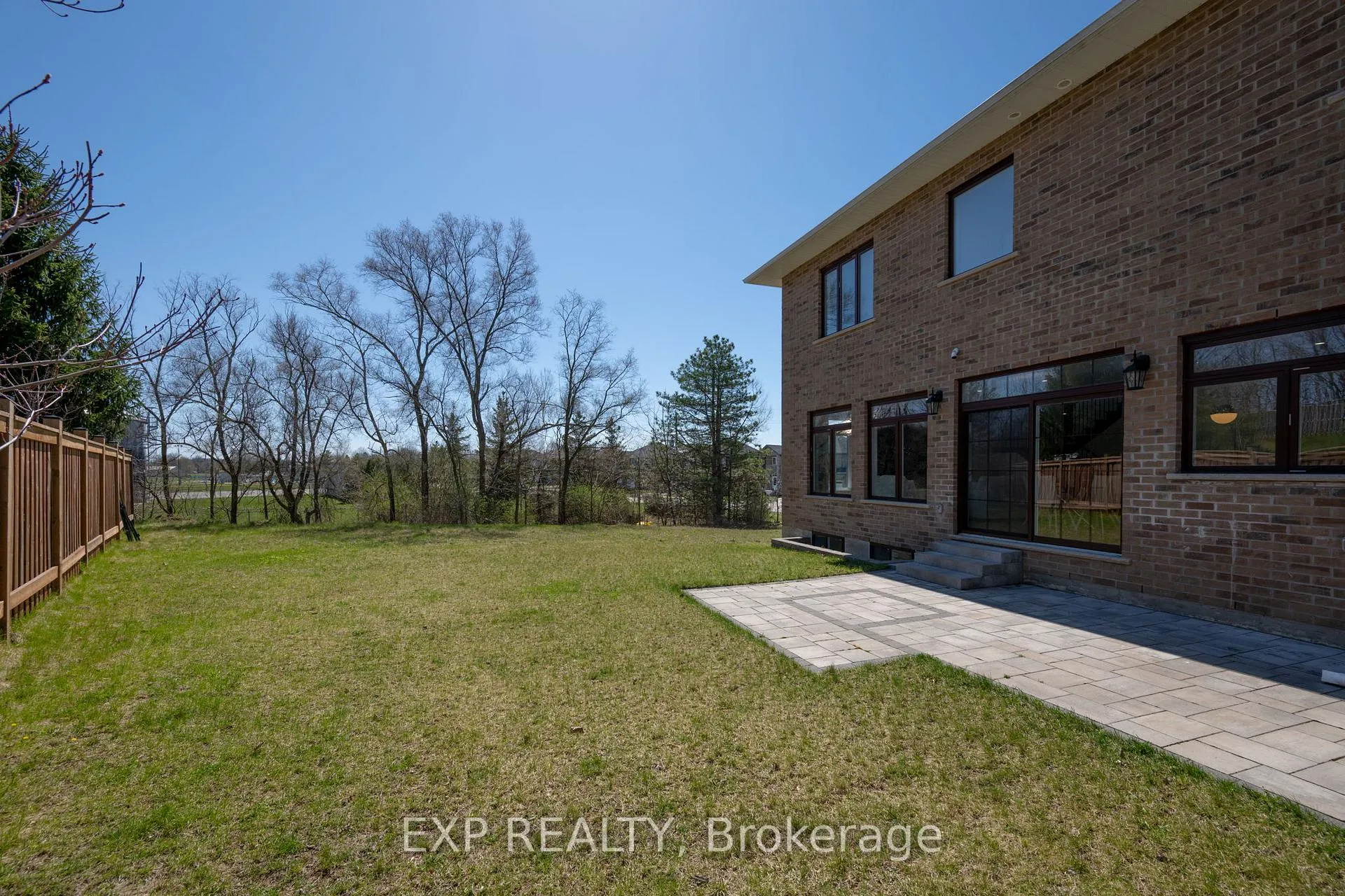 Photo 41 of 191 Queen Street, Middlesex Centre, Komoka — HOMEH