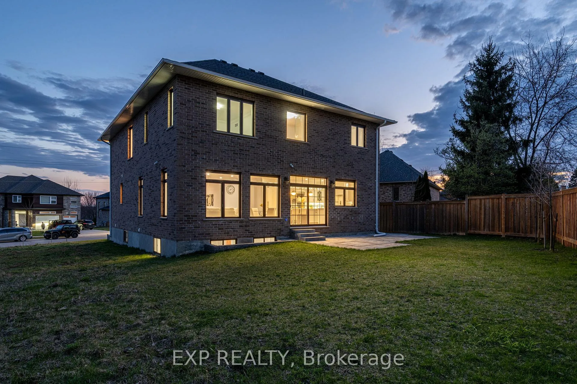 Photo 47 of 191 Queen Street, Middlesex Centre, Komoka — HOMEH