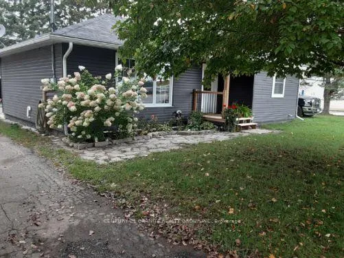 Photo 1 of 8 Johnston Crescent, Bancroft, Bancroft Ward — HOMEH