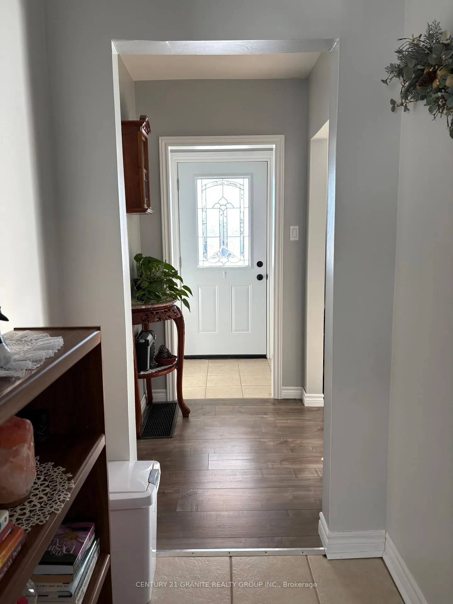 Photo 4 of 8 Johnston Crescent, Bancroft, Bancroft Ward — HOMEH