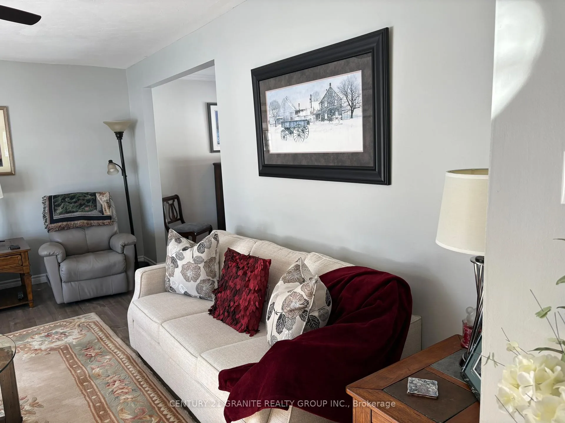 Photo 5 of 8 Johnston Crescent, Bancroft, Bancroft Ward — HOMEH