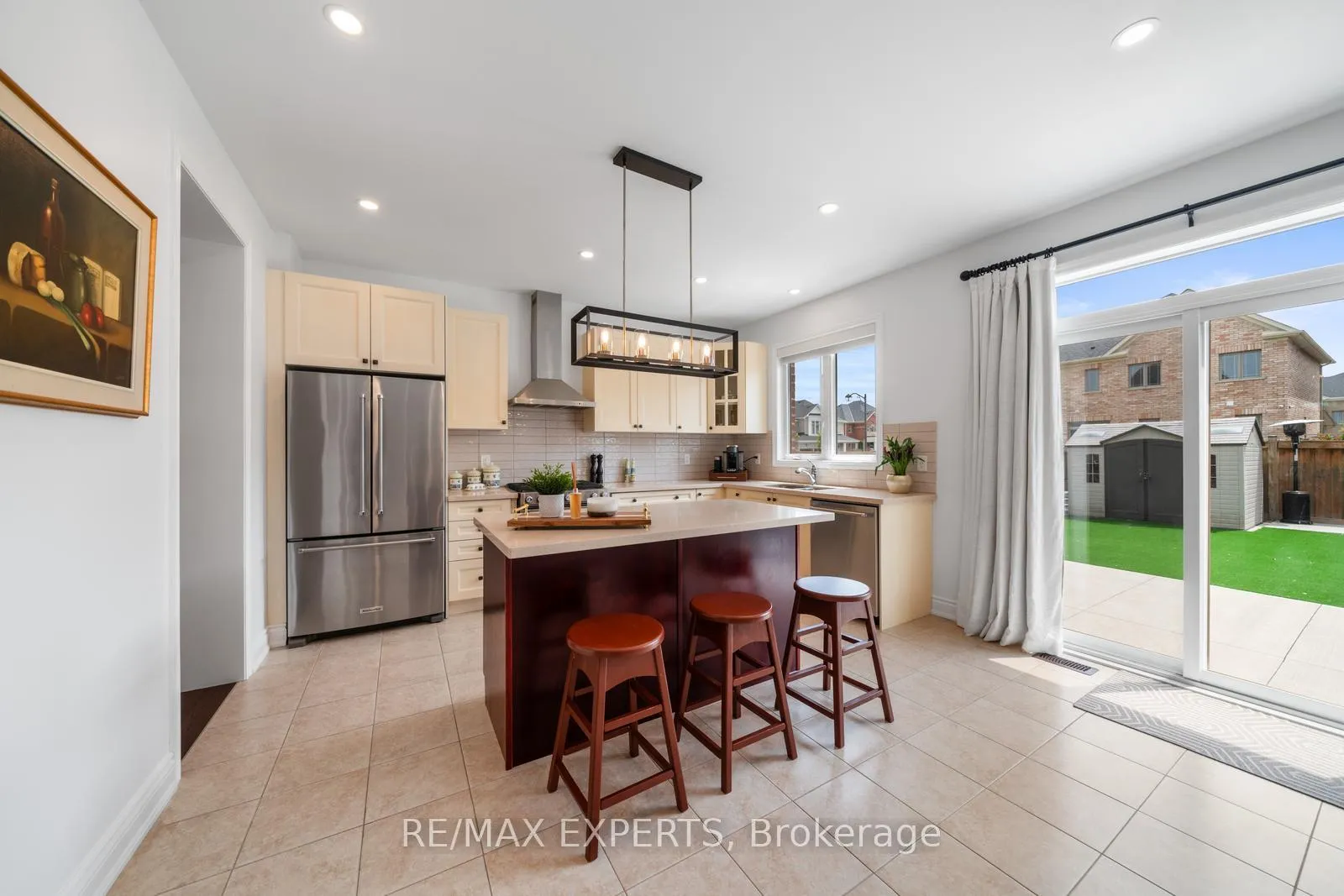 Photo 6 of 174 Sharpe Crescent, New Tecumseth, Tottenham — HOMEH