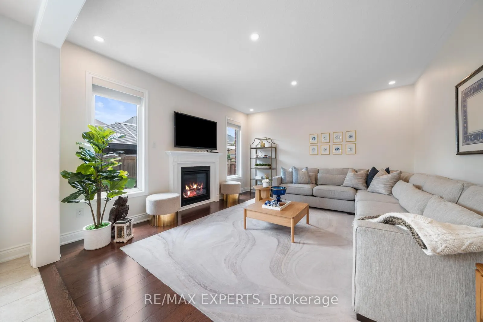 Photo 11 of 174 Sharpe Crescent, New Tecumseth, Tottenham — HOMEH