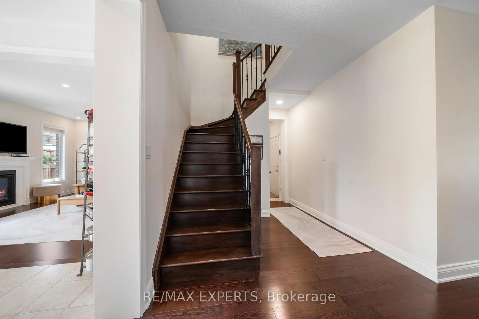 Photo 15 of 174 Sharpe Crescent, New Tecumseth, Tottenham — HOMEH