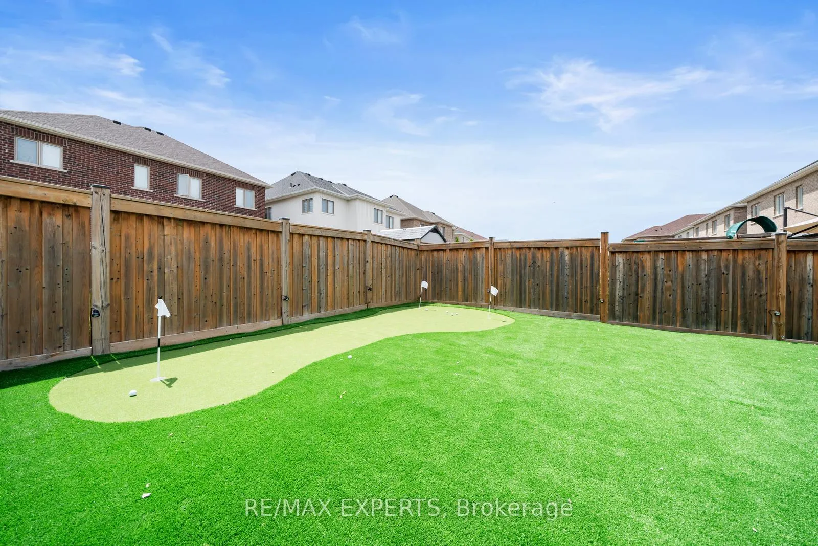 Photo 40 of 174 Sharpe Crescent, New Tecumseth, Tottenham — HOMEH