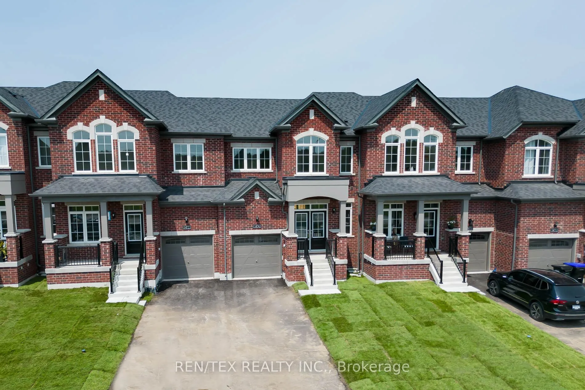 Photo 1 of 1474 Harker Street, Innisfil, Rural Innisfil — HOMEH