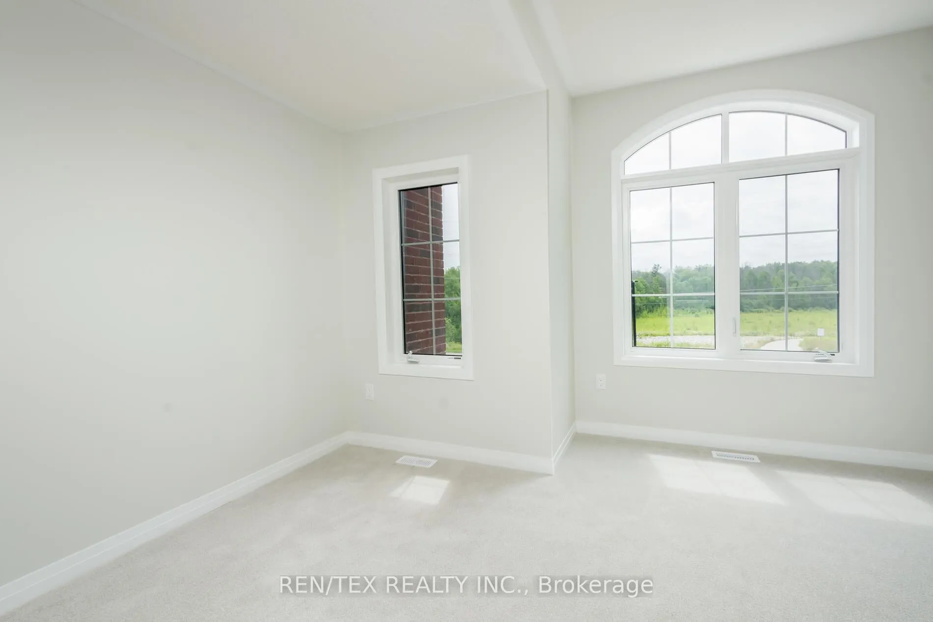 Photo 25 of 1474 Harker Street, Innisfil, Rural Innisfil — HOMEH