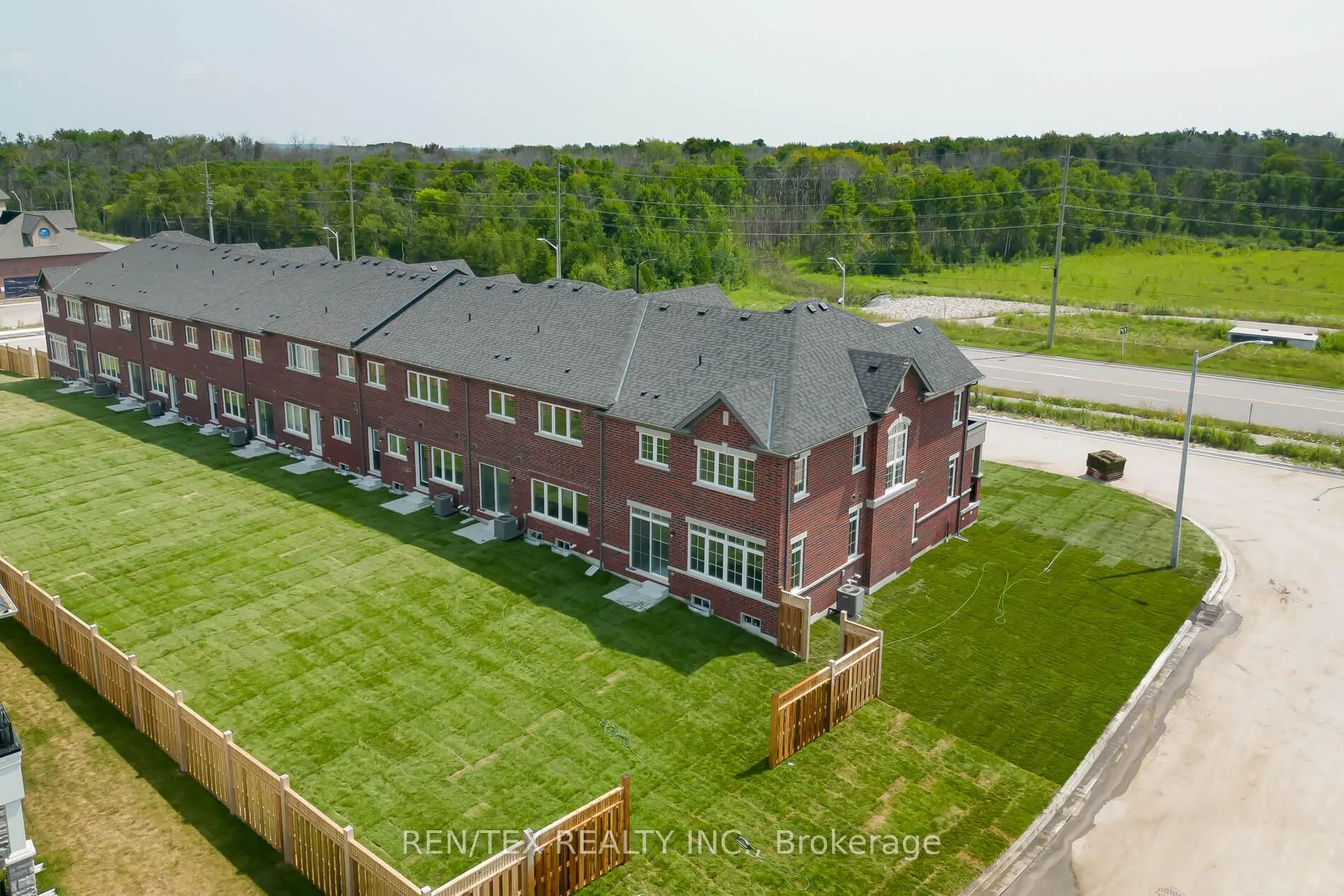 Photo 32 of 1474 Harker Street, Innisfil, Rural Innisfil — HOMEH