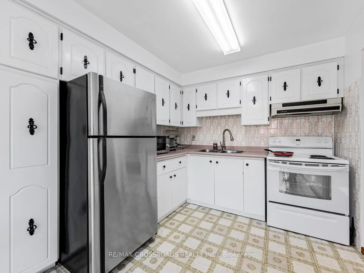 Photo 15 of 87 Blake Street, Toronto, Blake-Jones — HOMEH