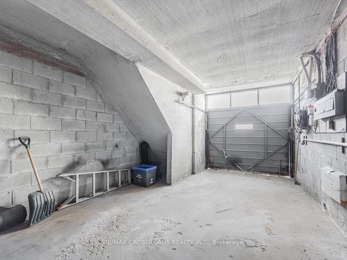 Photo 25 of 87 Blake Street, Toronto, Blake-Jones — HOMEH