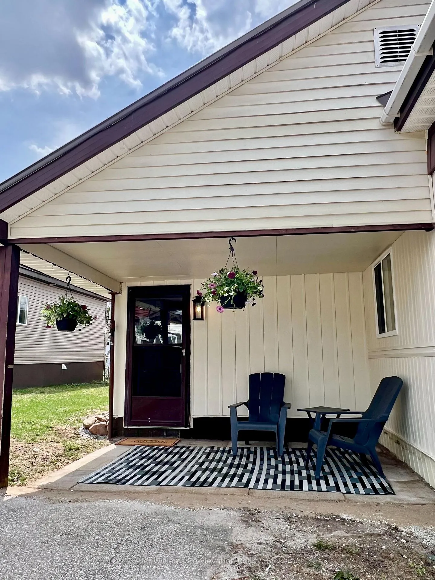 Photo 5 of 4114 Evergreen Terrace, Severn, Rural Severn — HOMEH