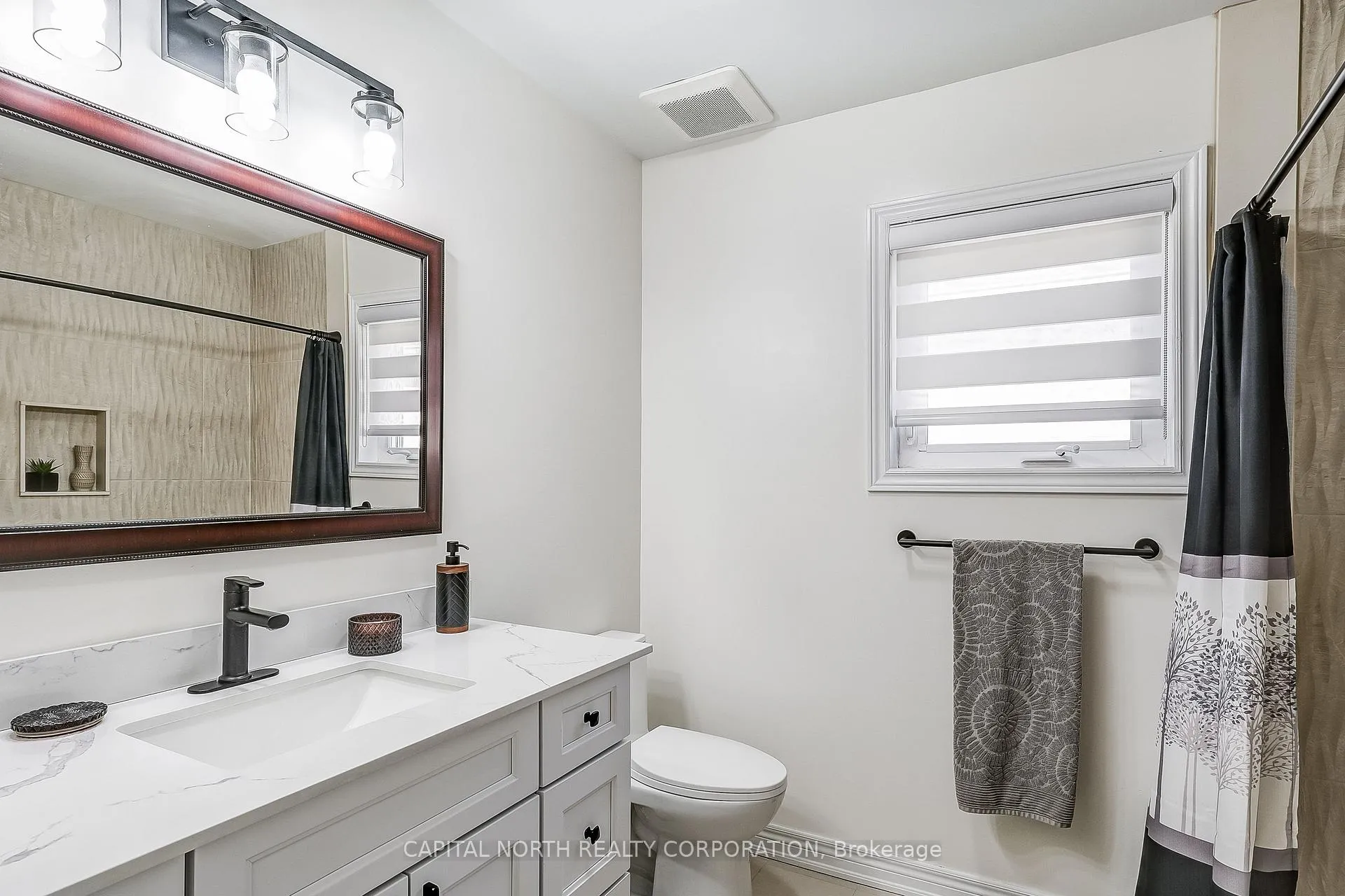 Photo 16 of 34 Highmore Avenue, Caledon, Bolton East — HOMEH