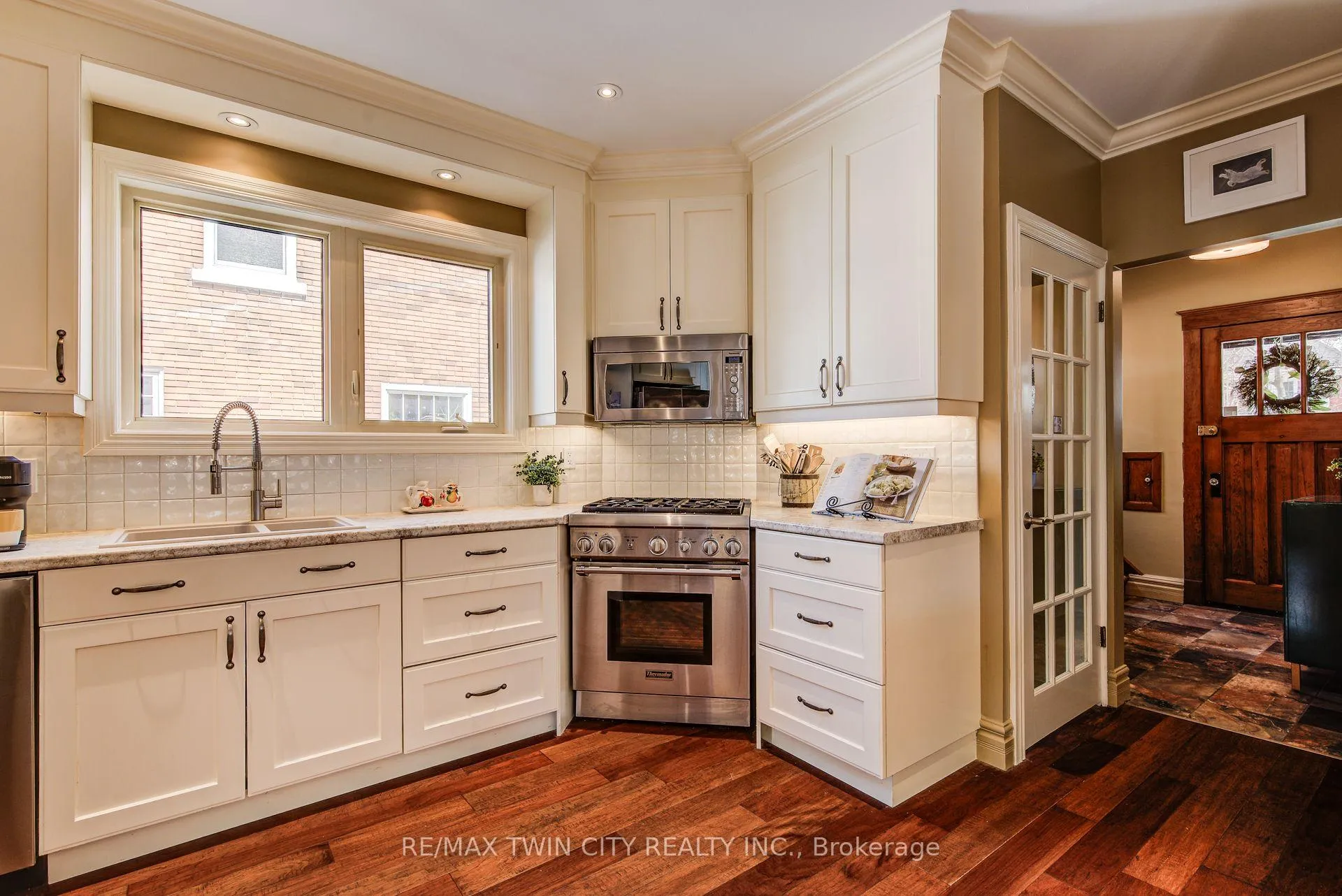 Photo 6 of 25 Lydia Street, Kitchener — HOMEH