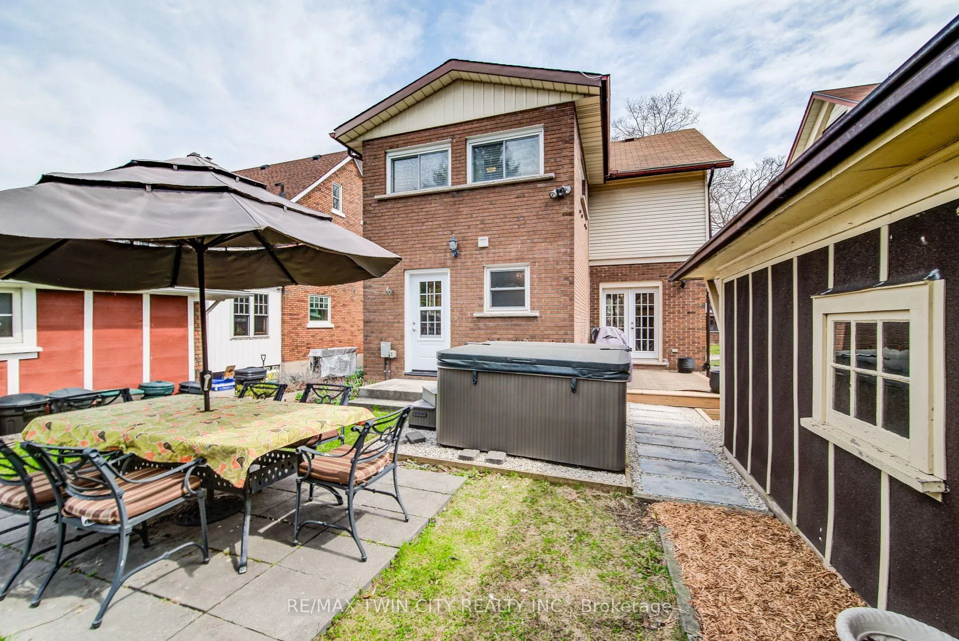 Photo 38 of 25 Lydia Street, Kitchener — HOMEH
