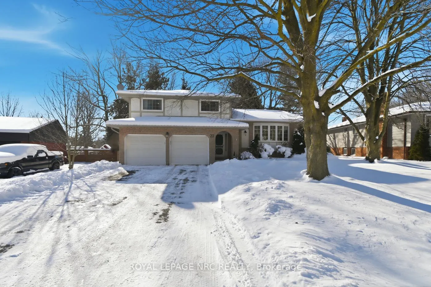 Photo 2 of 22 Bigelow Crescent, Pelham, Fonthill — HOMEH