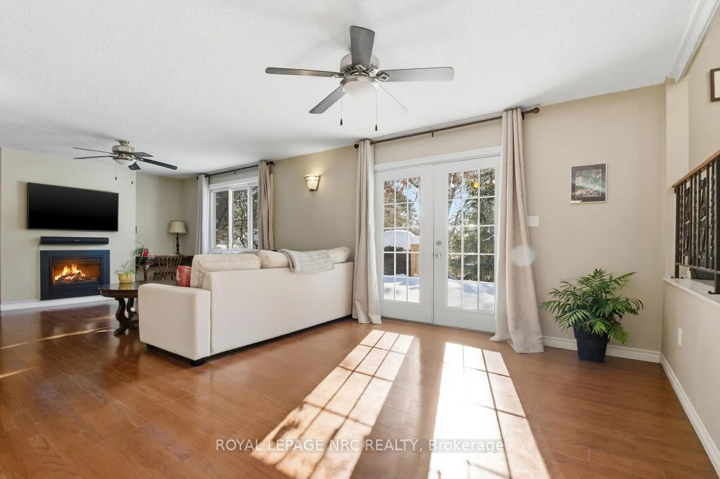 Photo 15 of 22 Bigelow Crescent, Pelham, Fonthill — HOMEH