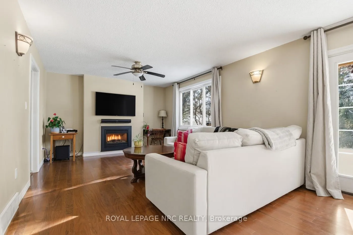Photo 17 of 22 Bigelow Crescent, Pelham, Fonthill — HOMEH