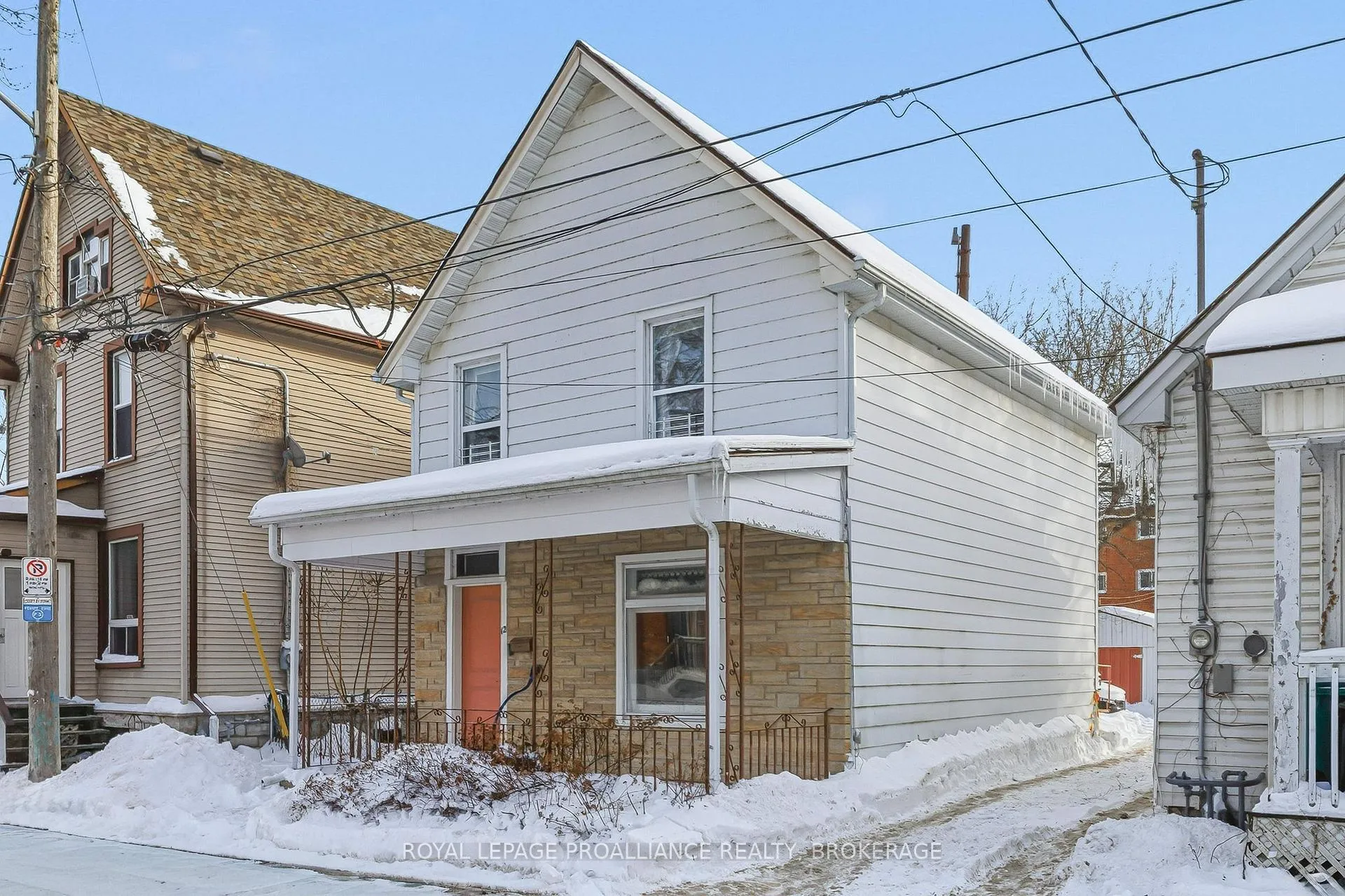 Photo 1 of 12 Hamilton Street, Kingston, East of Sir John A. Blvd — HOMEH