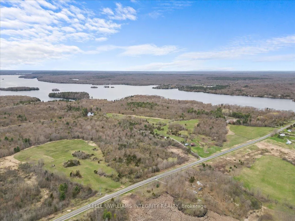 Photo 5 of 1056 Narrows Lock Road, Rideau Lakes, Rideau Lakes (North Crosby) Twp — HOMEH