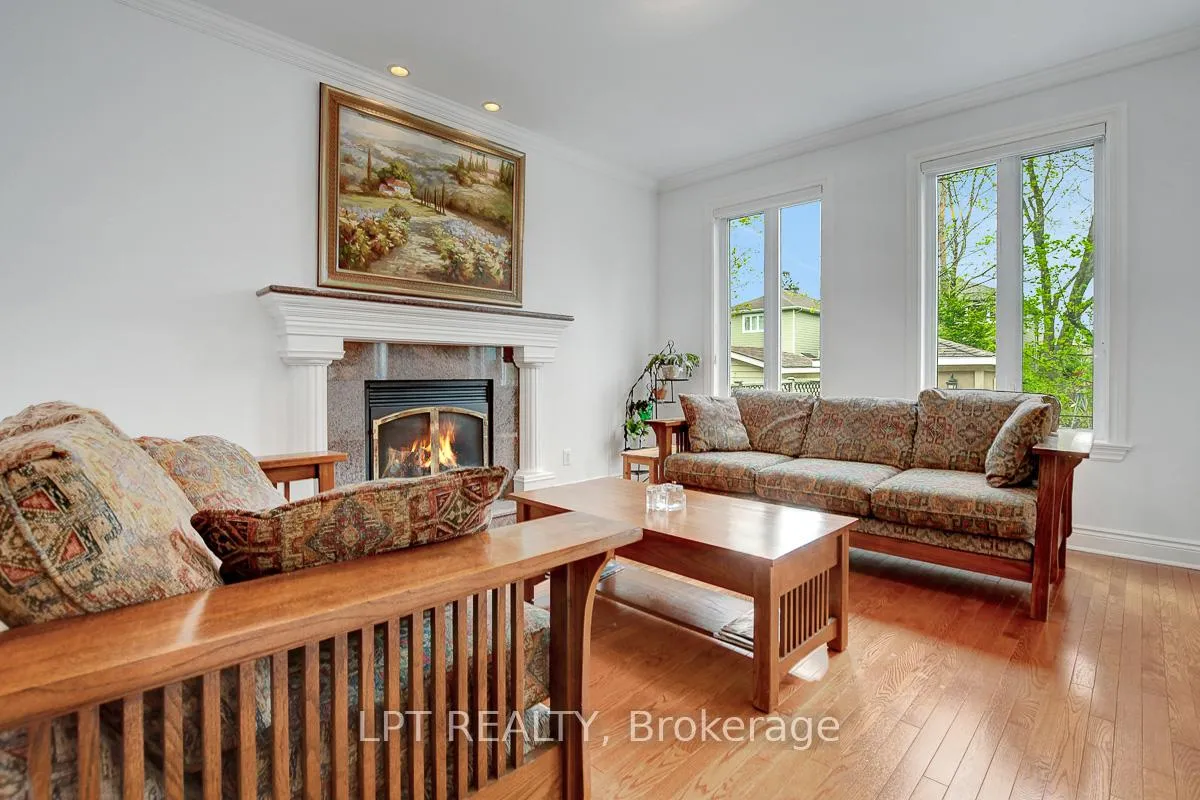 Photo 9 of 10A Ashburn Drive, Ottawa, Borden Farm/Stewart Farm/Carleton Heights/Parkwood Hills — HOMEH