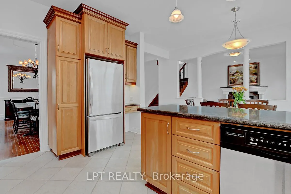 Photo 18 of 10A Ashburn Drive, Ottawa, Borden Farm/Stewart Farm/Carleton Heights/Parkwood Hills — HOMEH